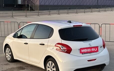 Peugeot 208 II, 2013 год, 597 000 рублей, 19 фотография