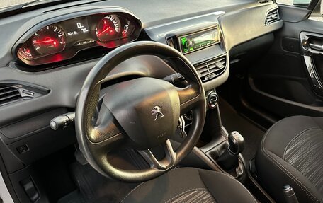 Peugeot 208 II, 2013 год, 597 000 рублей, 26 фотография