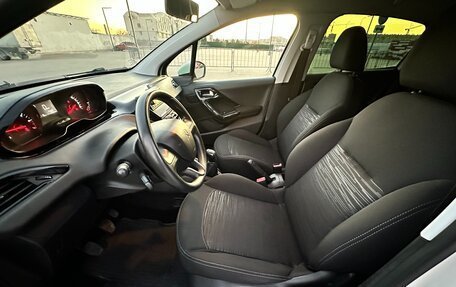 Peugeot 208 II, 2013 год, 597 000 рублей, 27 фотография