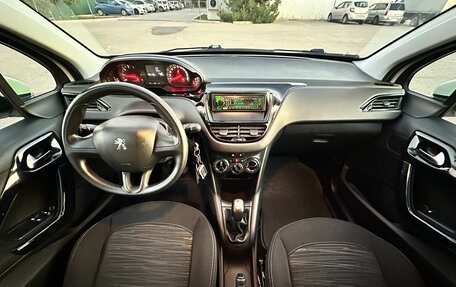 Peugeot 208 II, 2013 год, 597 000 рублей, 28 фотография