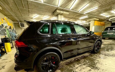 Volkswagen Tiguan II, 2019 год, 3 040 000 рублей, 9 фотография