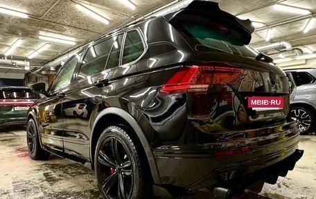 Volkswagen Tiguan II, 2019 год, 3 040 000 рублей, 5 фотография