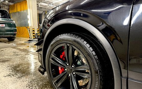 Volkswagen Tiguan II, 2019 год, 3 040 000 рублей, 26 фотография