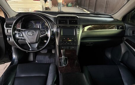Toyota Camry, 2016 год, 2 100 000 рублей, 13 фотография