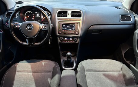 Volkswagen Polo VI (EU Market), 2017 год, 1 100 000 рублей, 12 фотография