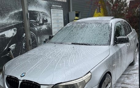 BMW 5 серия, 2004 год, 860 000 рублей, 8 фотография