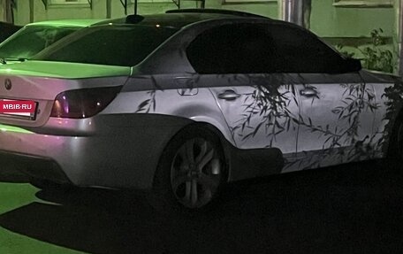 BMW 5 серия, 2004 год, 860 000 рублей, 13 фотография