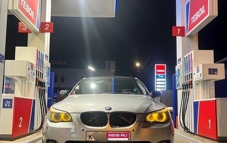 BMW 5 серия, 2004 год, 860 000 рублей, 16 фотография