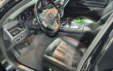 BMW 7 серия, 2018 год, 3 850 000 рублей, 5 фотография