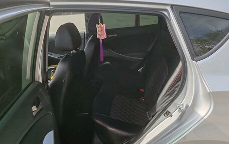 Hyundai Solaris II рестайлинг, 2014 год, 900 000 рублей, 4 фотография