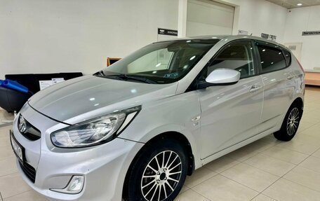 Hyundai Solaris II рестайлинг, 2012 год, 849 900 рублей, 2 фотография