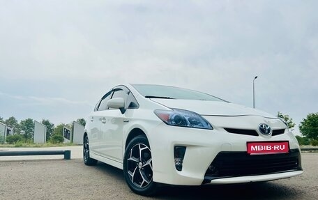 Toyota Prius, 2013 год, 1 400 000 рублей, 1 фотография