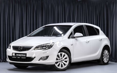 Opel Astra J, 2011 год, 649 000 рублей, 1 фотография