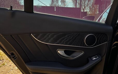 Mercedes-Benz C-Класс, 2019 год, 3 600 000 рублей, 24 фотография