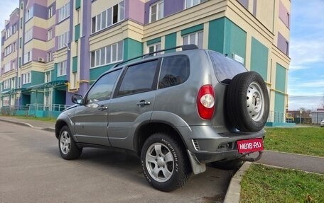 Chevrolet Niva I рестайлинг, 2011 год, 380 000 рублей, 5 фотография