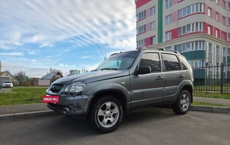 Chevrolet Niva I рестайлинг, 2011 год, 380 000 рублей, 7 фотография
