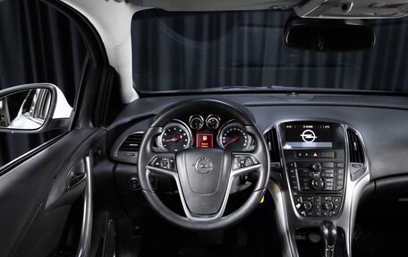 Opel Astra J, 2011 год, 649 000 рублей, 8 фотография