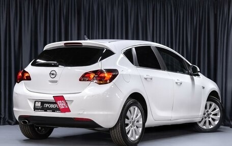 Opel Astra J, 2011 год, 649 000 рублей, 3 фотография