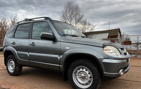 Chevrolet Niva I рестайлинг, 2013 год, 435 000 рублей, 1 фотография