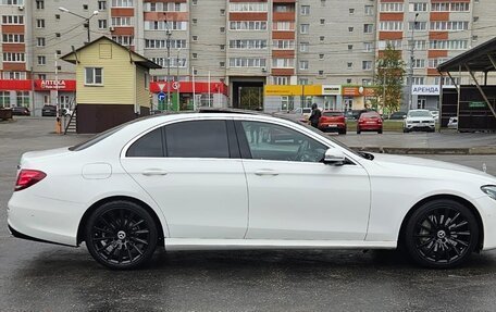 Mercedes-Benz E-Класс, 2016 год, 3 100 000 рублей, 4 фотография