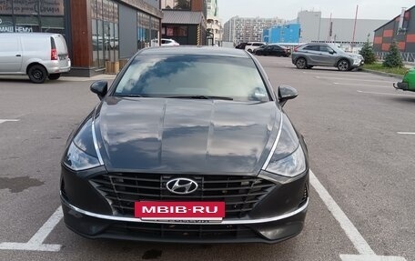 Hyundai Sonata VIII, 2022 год, 2 600 000 рублей, 2 фотография