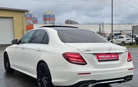 Mercedes-Benz E-Класс, 2016 год, 3 100 000 рублей, 6 фотография