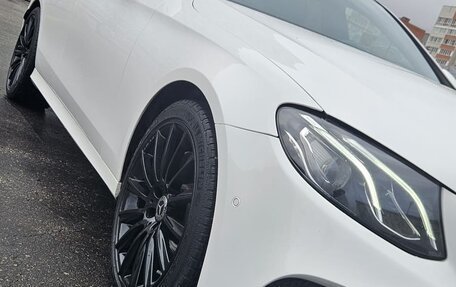 Mercedes-Benz E-Класс, 2016 год, 3 100 000 рублей, 9 фотография