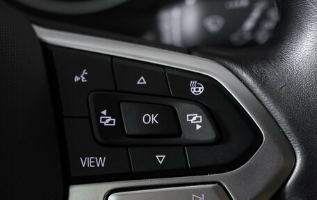 Volkswagen Tiguan II, 2020 год, 2 999 000 рублей, 20 фотография