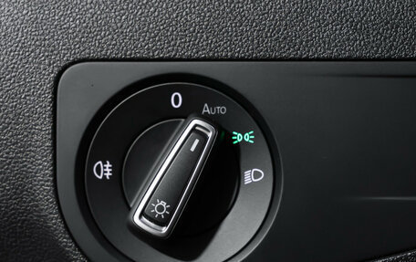 Volkswagen Tiguan II, 2020 год, 2 999 000 рублей, 22 фотография