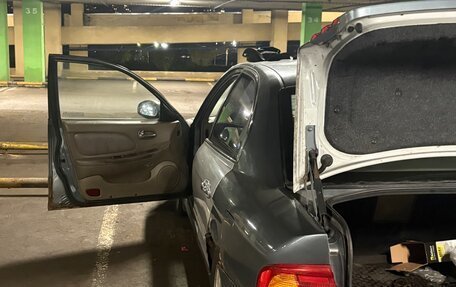 KIA Magentis I, 2000 год, 110 000 рублей, 10 фотография