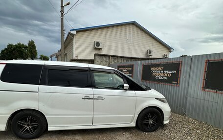 Honda Elysion I, 2004 год, 1 050 000 рублей, 2 фотография