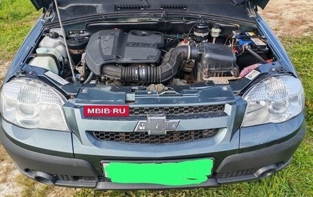 Chevrolet Niva I рестайлинг, 2013 год, 550 000 рублей, 4 фотография