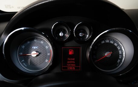 Opel Insignia OPC I рестайлинг, 2011 год, 1 180 000 рублей, 10 фотография