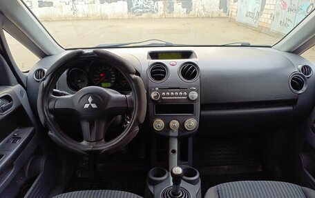 Mitsubishi Colt VI рестайлинг, 2007 год, 420 000 рублей, 10 фотография