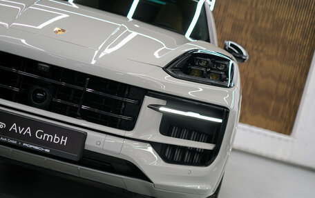 Porsche Cayenne III, 2025 год, 25 996 000 рублей, 8 фотография
