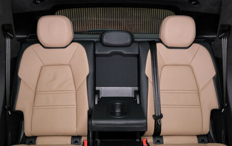 Porsche Cayenne III, 2025 год, 25 996 000 рублей, 30 фотография