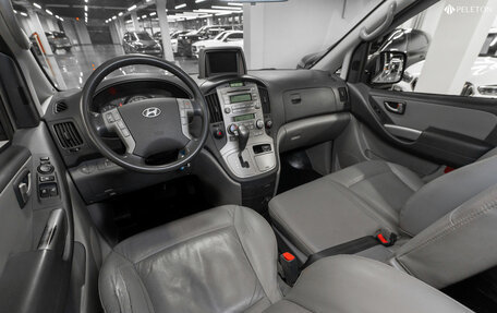 Hyundai Grand Starex Grand Starex I рестайлинг 2, 2013 год, 1 990 000 рублей, 7 фотография