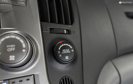 Hyundai Grand Starex Grand Starex I рестайлинг 2, 2013 год, 1 990 000 рублей, 20 фотография