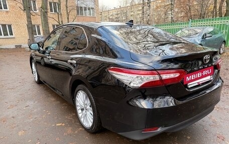 Toyota Camry, 2019 год, 2 550 000 рублей, 5 фотография