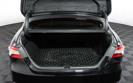 Toyota Camry, 2019 год, 3 049 000 рублей, 10 фотография