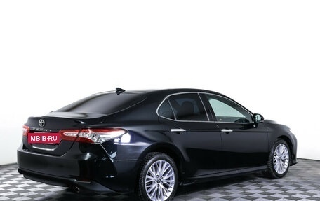 Toyota Camry, 2019 год, 3 049 000 рублей, 5 фотография