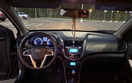 Hyundai Solaris II рестайлинг, 2012 год, 750 000 рублей, 7 фотография