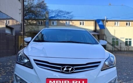 Hyundai Solaris II рестайлинг, 2014 год, 1 080 000 рублей, 1 фотография