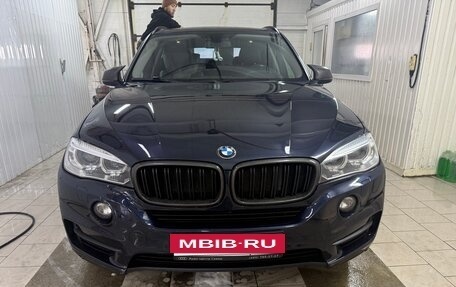 BMW X5, 2018 год, 3 000 000 рублей, 2 фотография