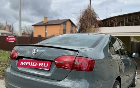 Volkswagen Jetta VI, 2013 год, 1 100 000 рублей, 2 фотография