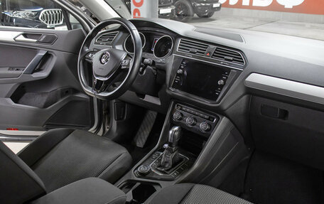 Volkswagen Tiguan II, 2019 год, 2 349 000 рублей, 10 фотография