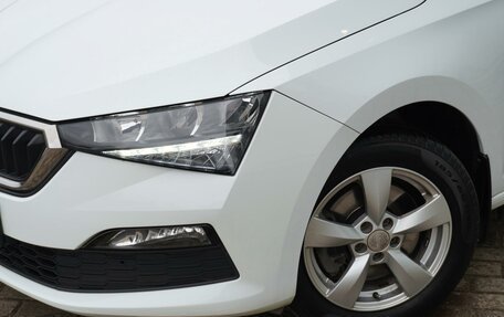 Skoda Rapid II, 2021 год, 1 520 000 рублей, 6 фотография