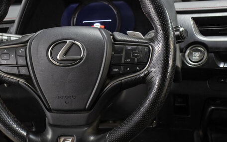 Lexus UX I, 2018 год, 2 898 000 рублей, 18 фотография