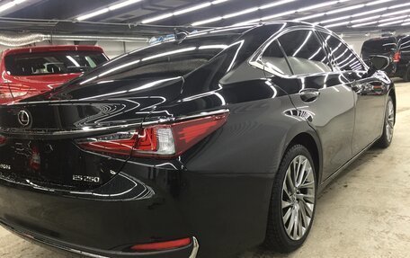 Lexus ES VII, 2019 год, 3 800 000 рублей, 3 фотография