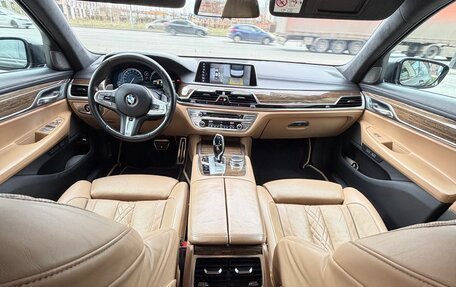 BMW 7 серия, 2016 год, 4 000 000 рублей, 11 фотография